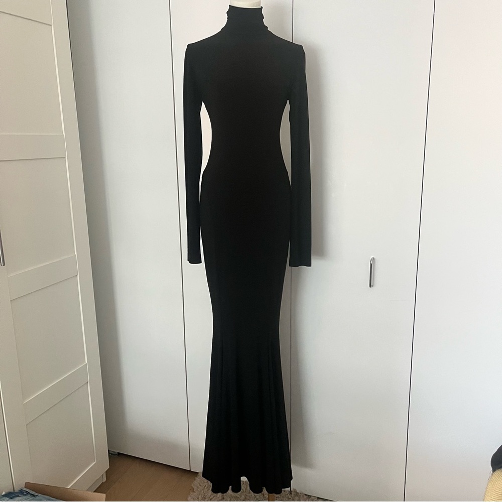 Norma Kamali Black Long Sleeve Gown